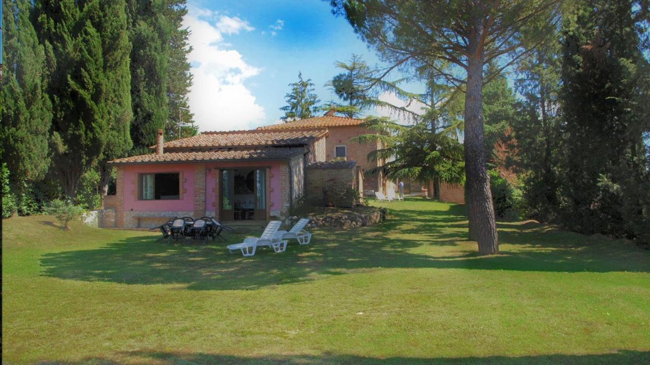 Landhaus La Grotta Di Montecchino Siena
